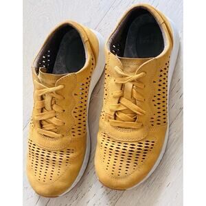 Dansko Charlie Womens Size 7/ 38 Perforated Yellow Suede Sneakers Casual Comfort
